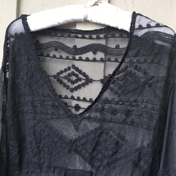New! Black Lace Kimono - Picture 6 of 8